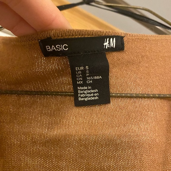 Camel colored cardigan - Picture 2 of 2